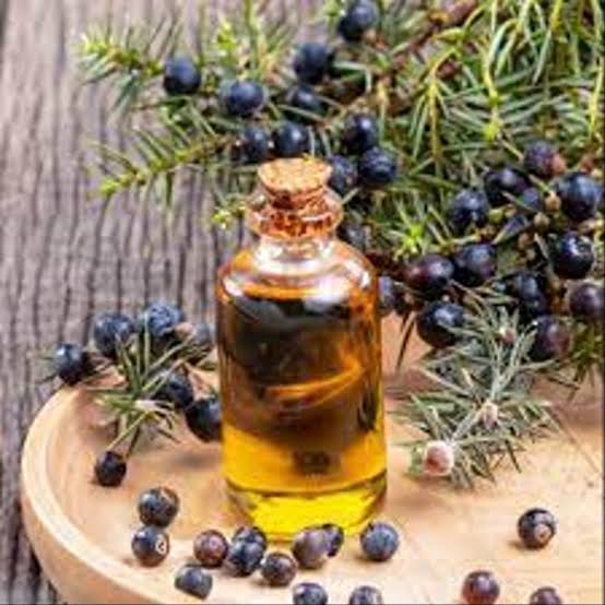 1Kg Juniper Berry Oil